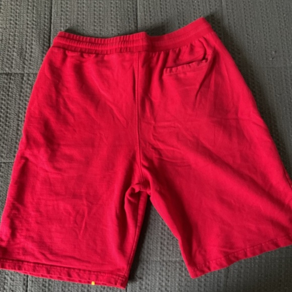 Red Graphic T-Shirt and Shorts Set - Picture 5 of 5